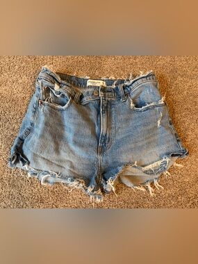 Abercrombie High Rise Mom Jean Shorts